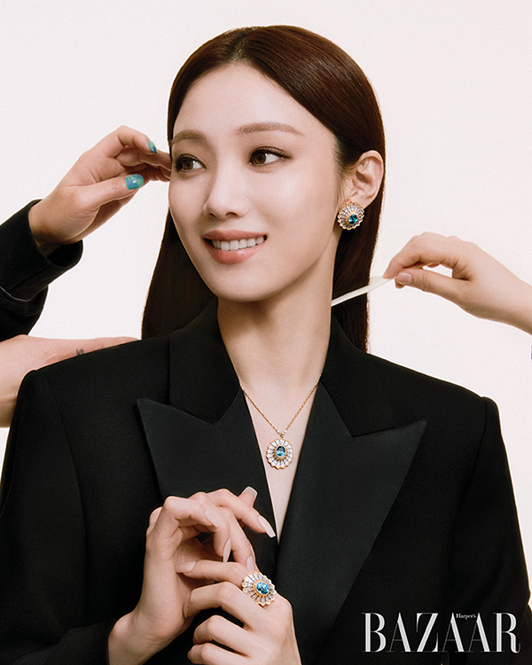 이성경