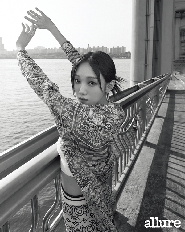 이성경
