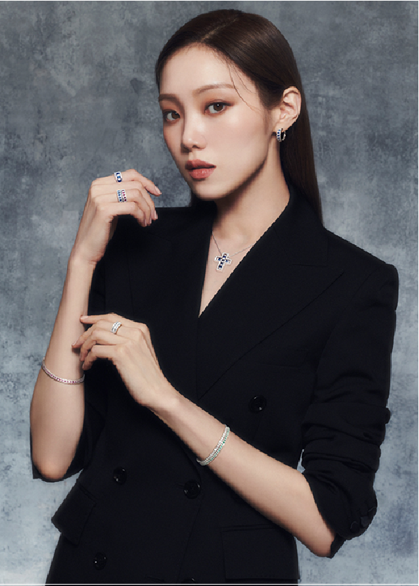 이성경