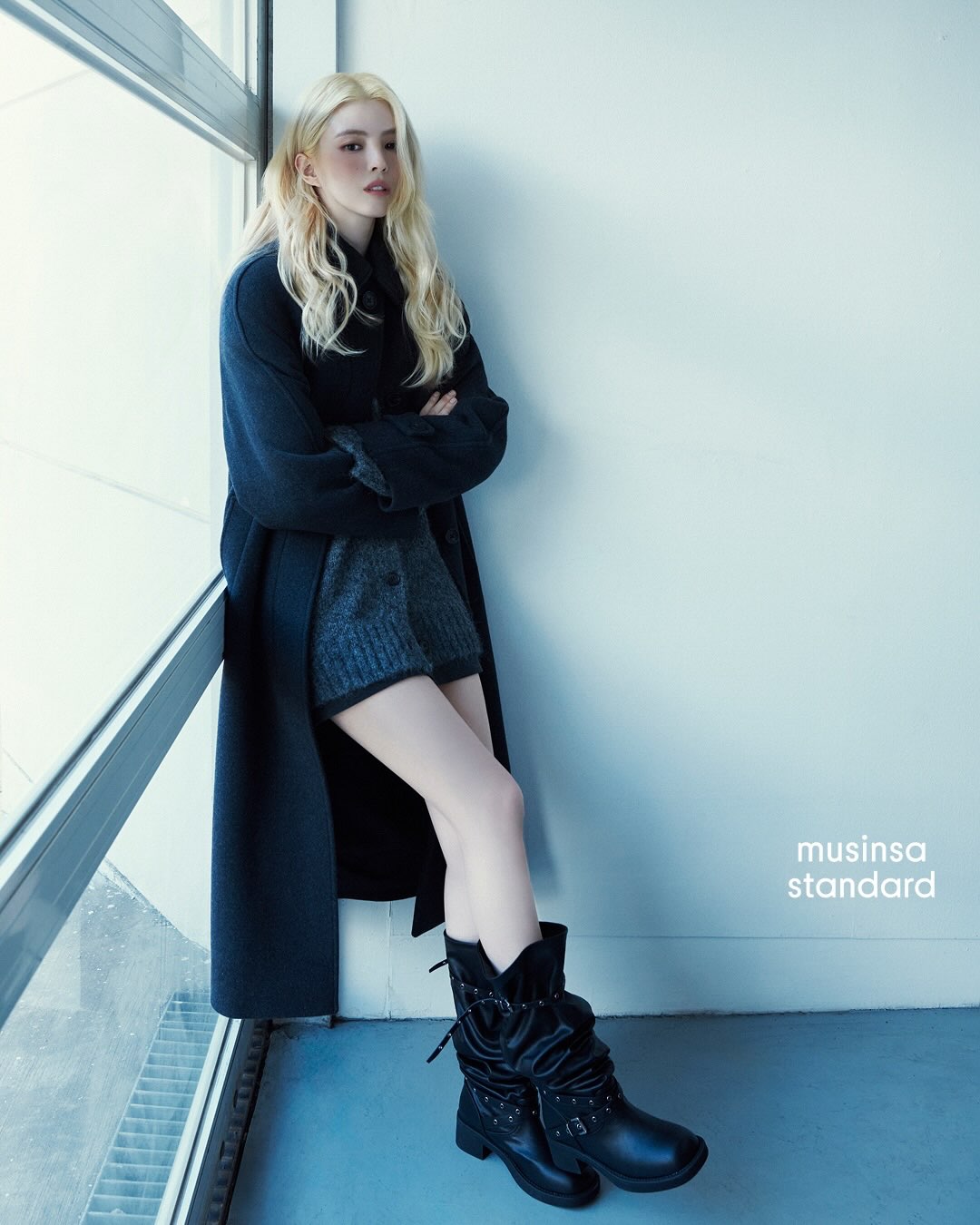 #한소희 @xeesoxee x 무신사 스탠다드  @musinsa_standard 🤎🤎🤎🖤🖤🖤 (3).jpg