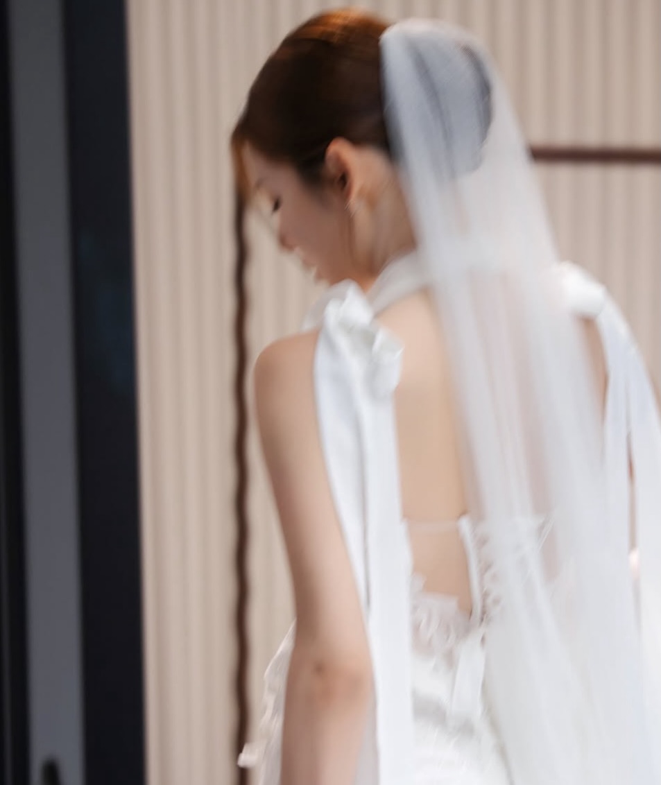 ᴠɪɴ‘s ᴛʏʟᴇ @mihacq.official 𝗛𝗔𝗜𝗥 @vin_wedding 𝗠𝗔𝗞𝗘𝗨𝗣 @jennyhousewedding_leeeun #제니하우스웨 (6).jpg