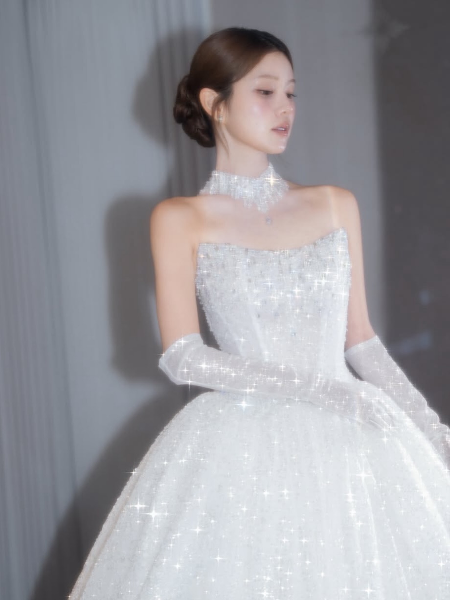ᴠɪɴ‘s ᴛʏʟᴇ @mihacq.official 𝗛𝗔𝗜𝗥 @vin_wedding 𝗠𝗔𝗞𝗘𝗨𝗣 @jennyhousewedding_leeeun #제니하우스웨 (10).jpg